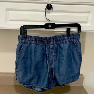 GAP Denim Jogger Short